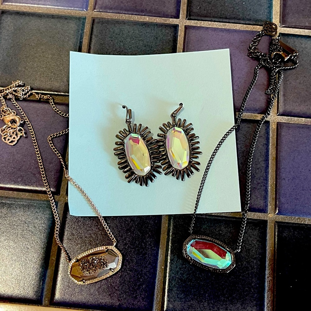 Gunmetal Set with Dichroic Stones & Dylan Platinum Drusty Kendra Scott